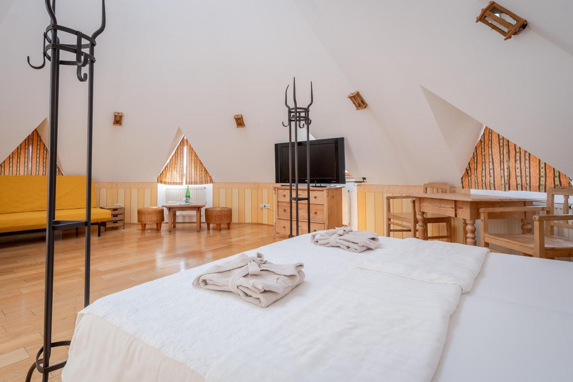 Hotel Roemerstein Fürstenfeld Eksteriør bilde