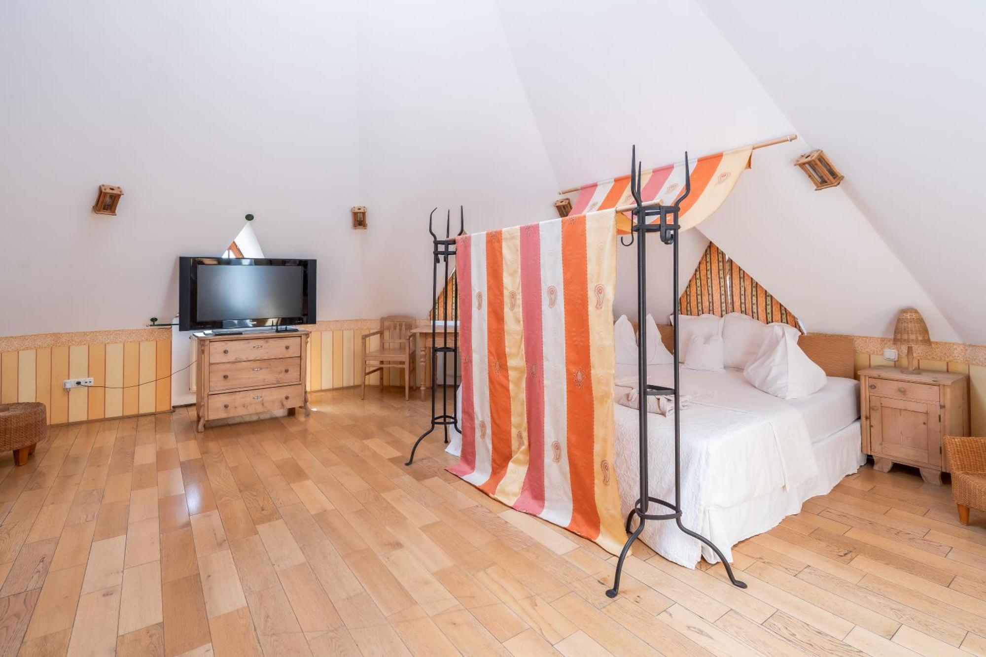 Hotel Roemerstein Fürstenfeld Eksteriør bilde