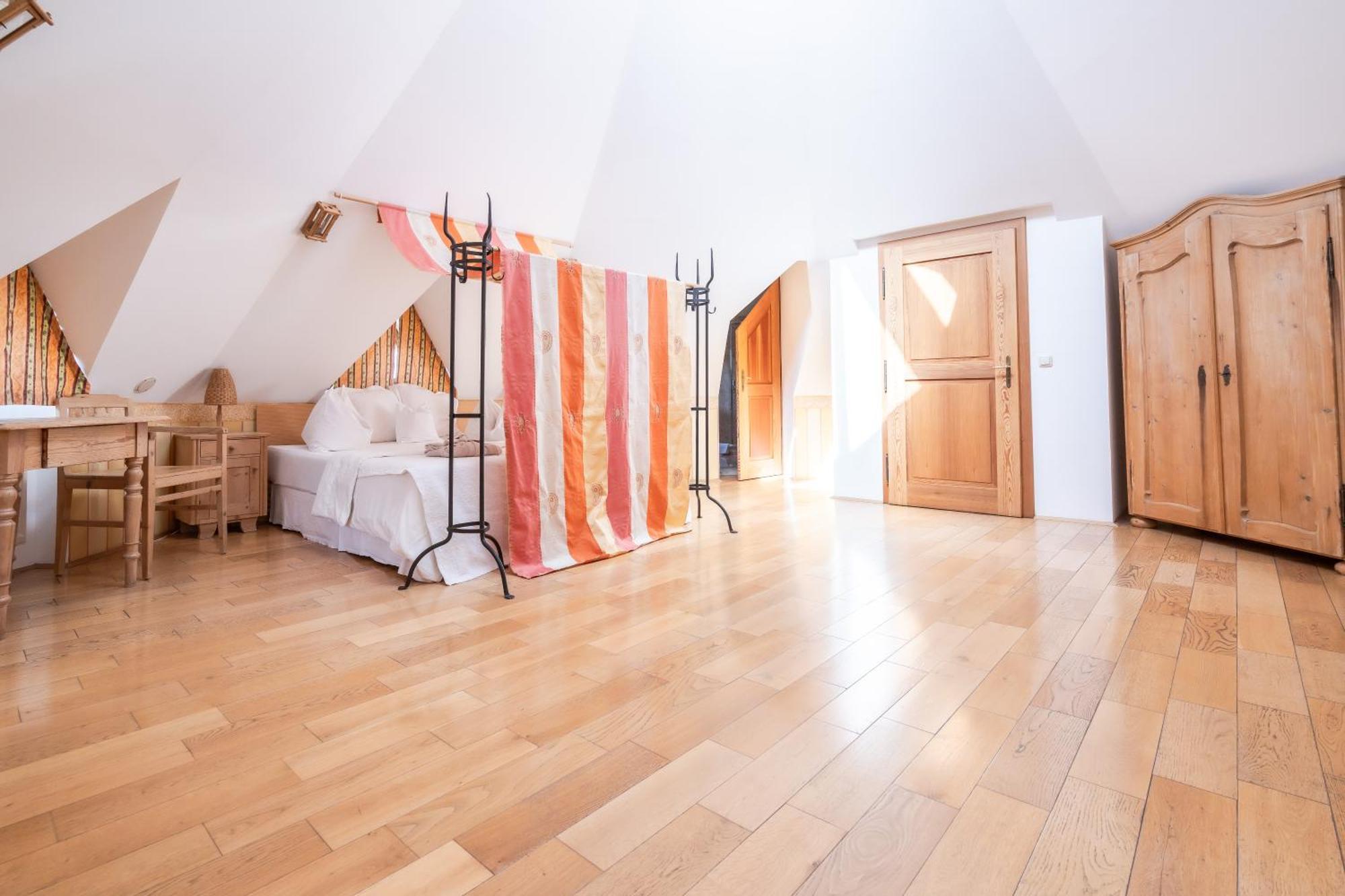 Hotel Roemerstein Fürstenfeld Eksteriør bilde