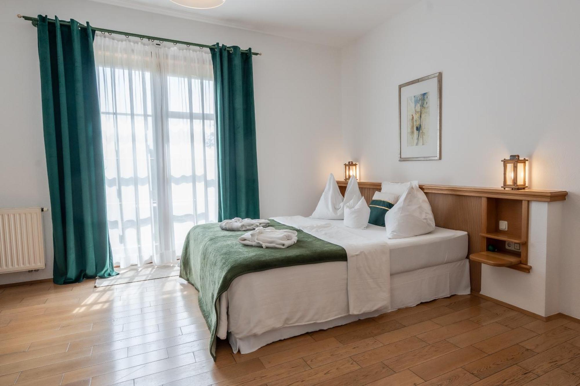 Hotel Roemerstein Fürstenfeld Eksteriør bilde