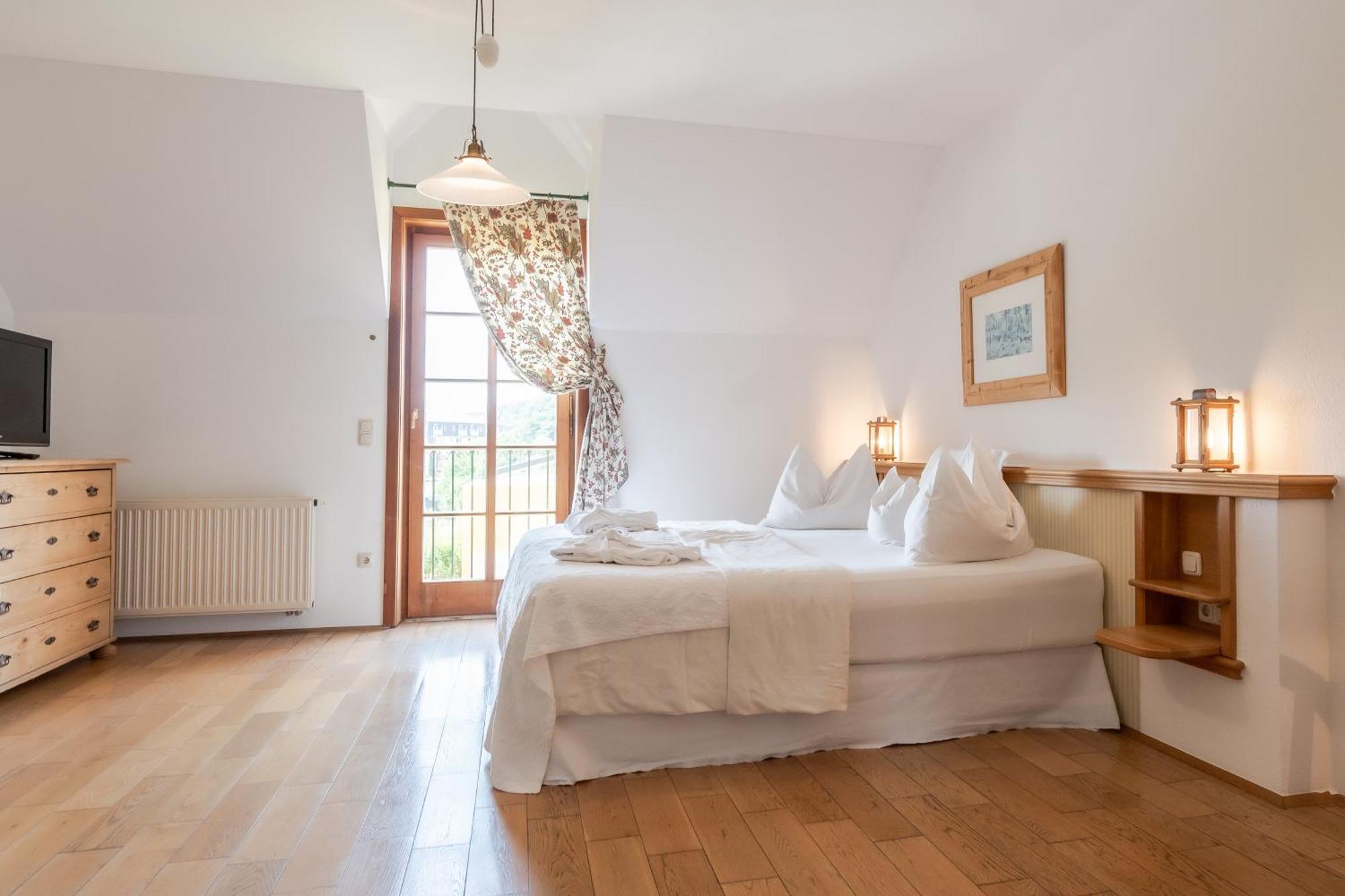 Hotel Roemerstein Fürstenfeld Eksteriør bilde
